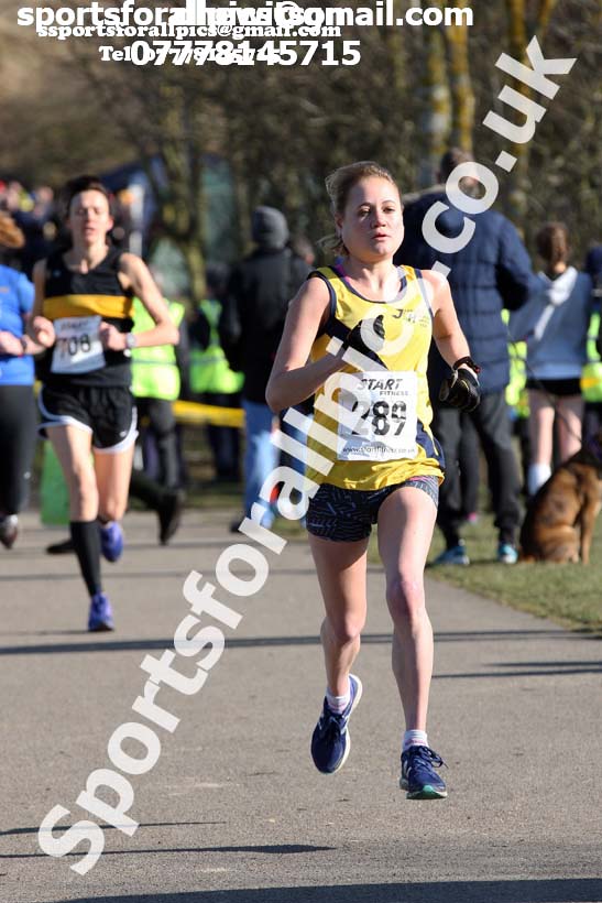 Senior women and vets women and men, 2018 Royal Signals NECAA Road Relays, Hetton. Photo: David T. Hewitson/Sports for All Pics